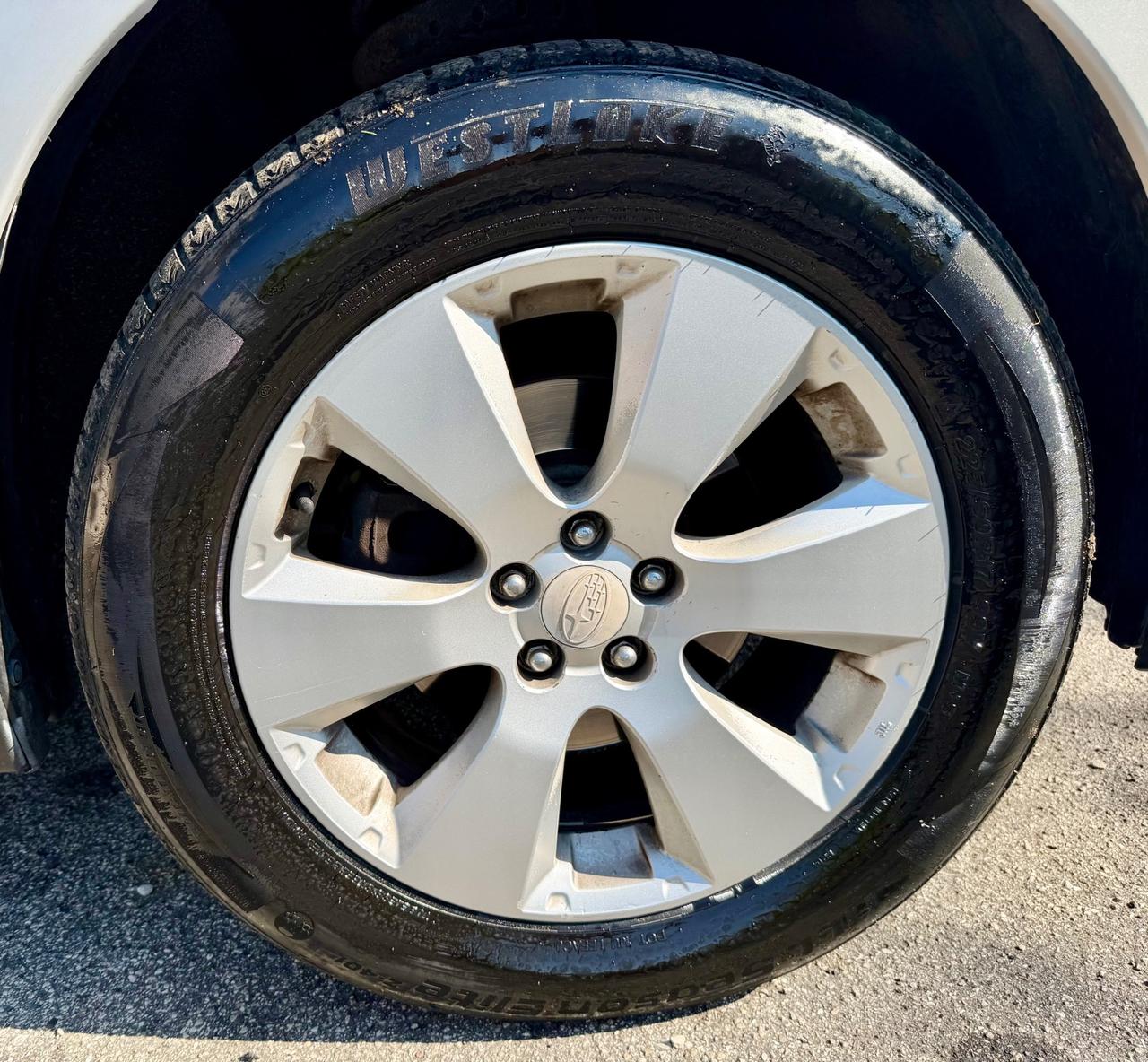 Subaru OUTBACK 2.0D 4*4 GARANZIA 12 mesi ! ! !