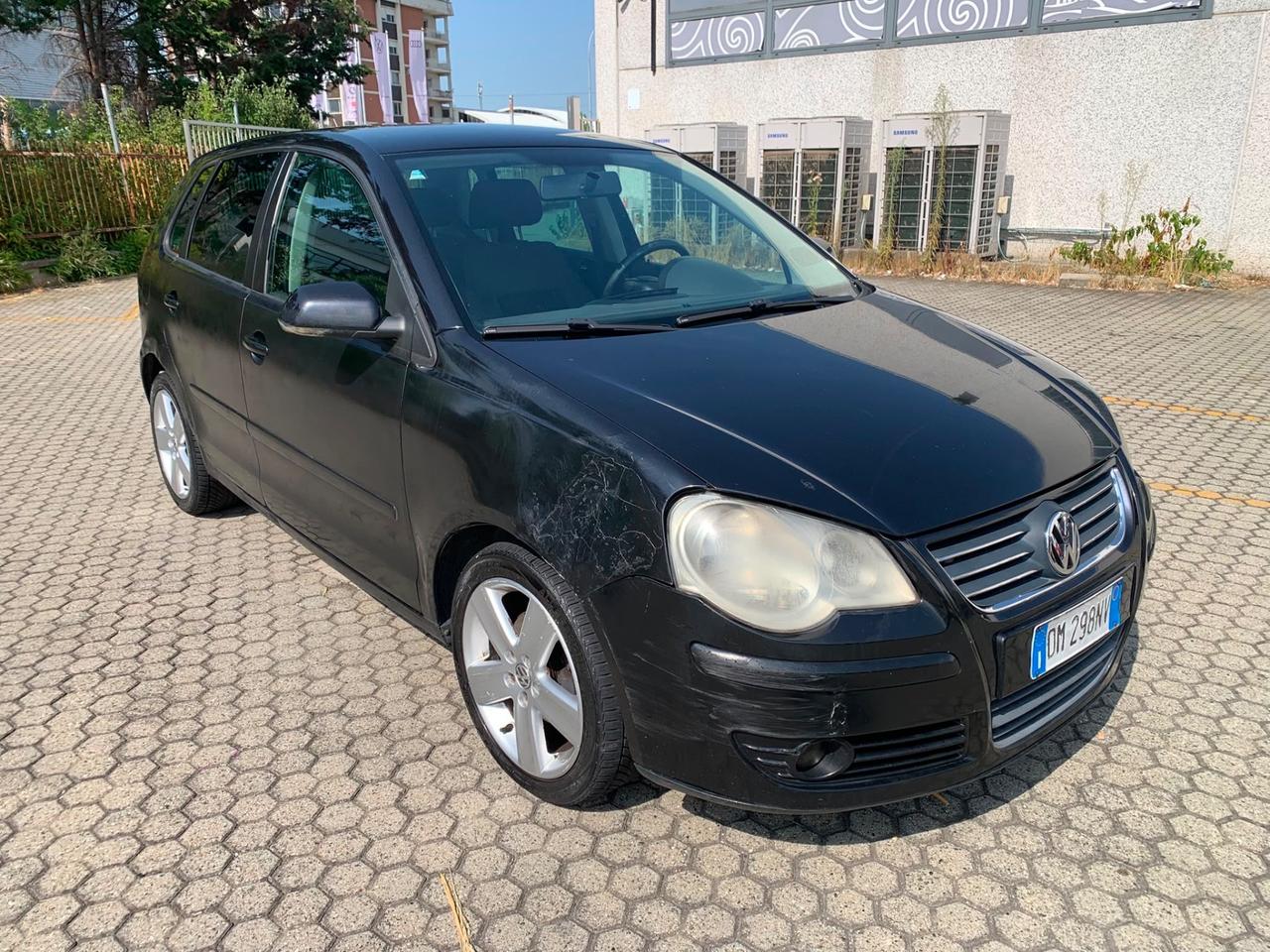 Volkswagen Polo 1.4/80CV TDI 5p. Sportline