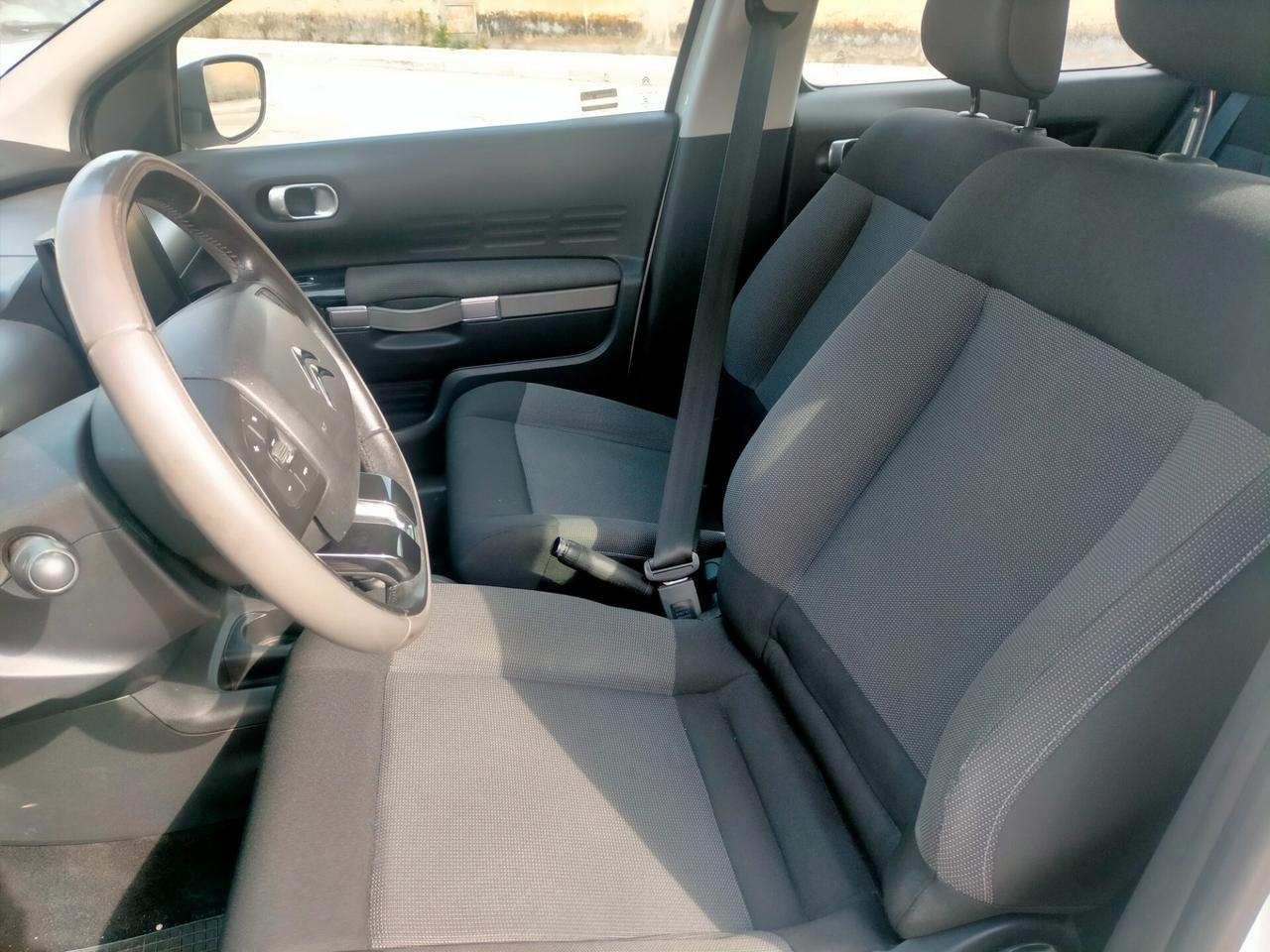 Citroen C4 Cactus BlueHDi 100 Shine