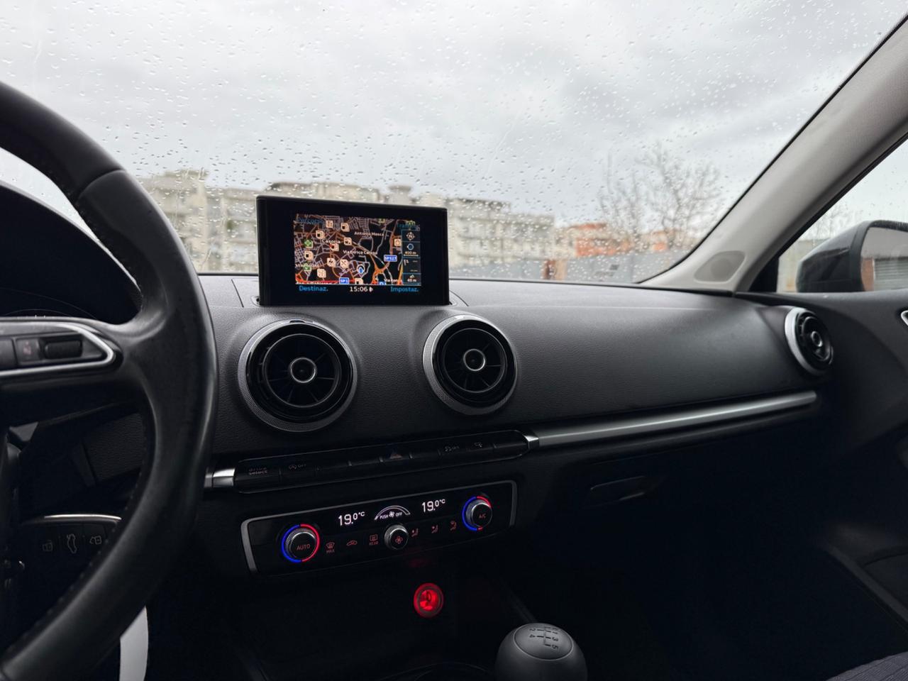 Audi A3 Restayling 1.6 TDI SportBack Full Full