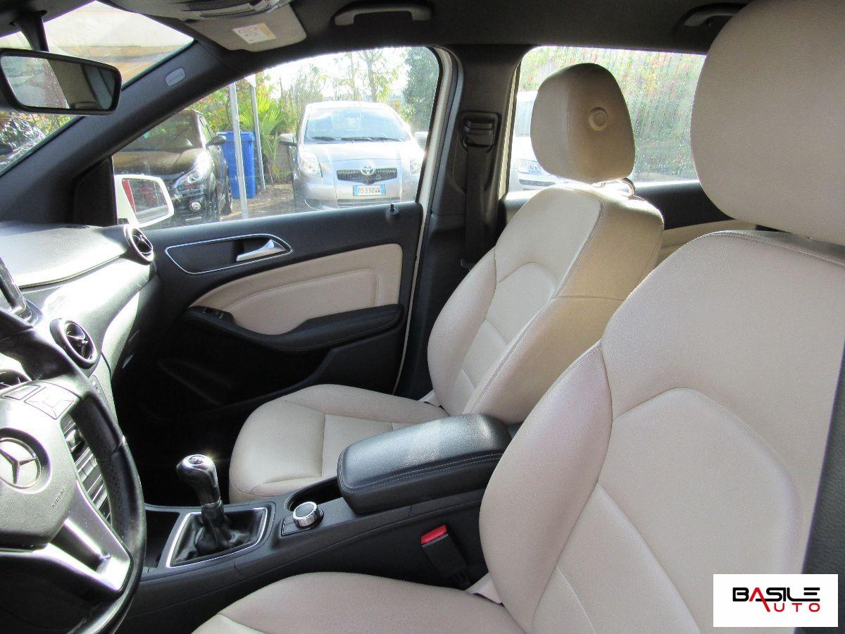 MERCEDES - Classe B - 180 CDI Premium