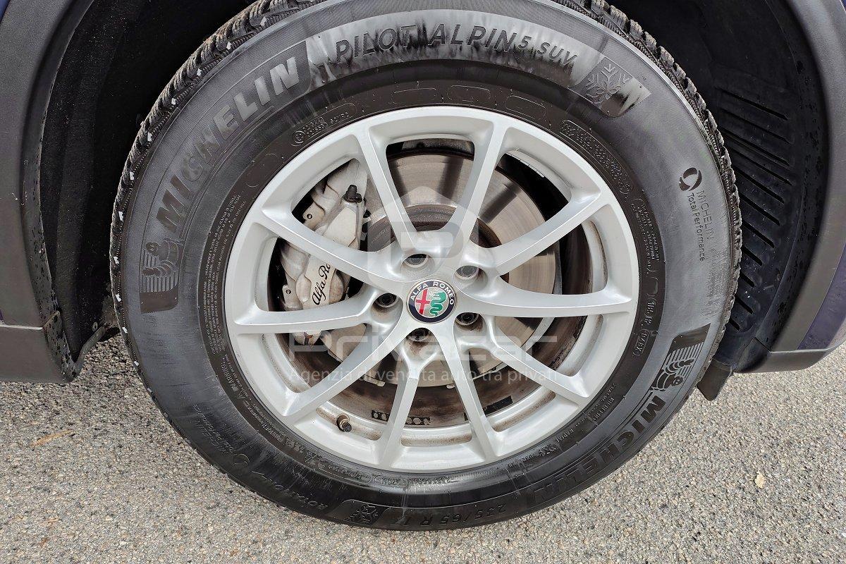 ALFA ROMEO Stelvio 2.2 Turbodiesel 190 CV AT8 Q4 Business