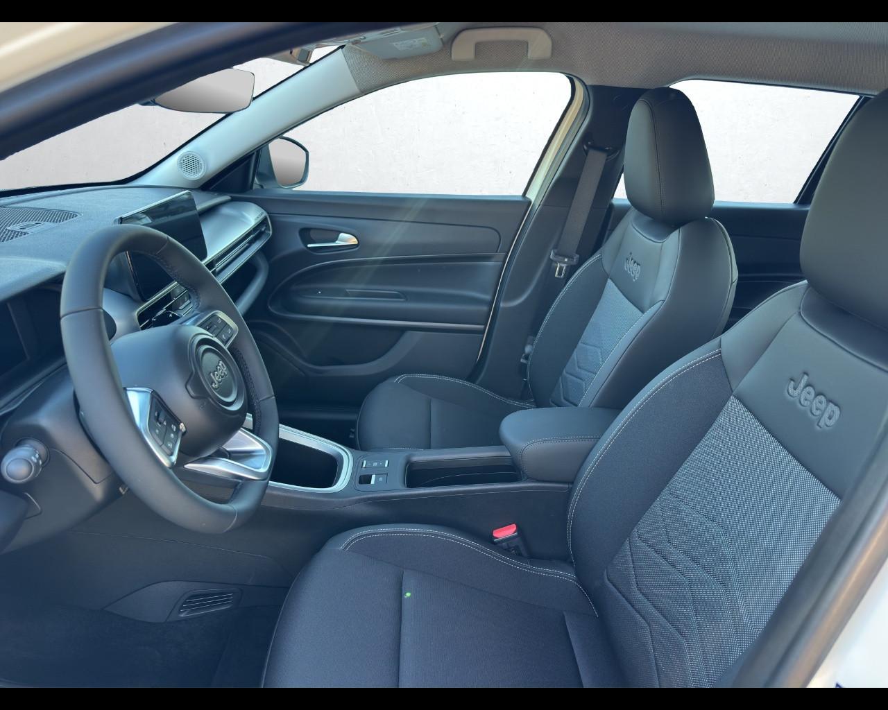 JEEP Avenger - Avenger 1.2 Turbo 110 CV e-Hybrid Altitude