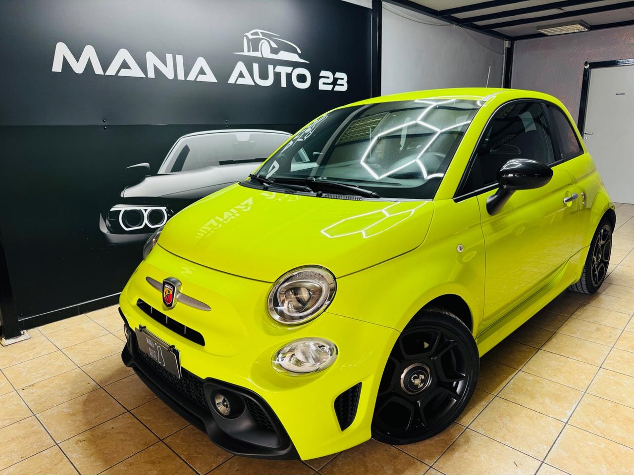 Abarth 595 1.4 Turbo T-Jet 220 CV Pista*9000 KM*