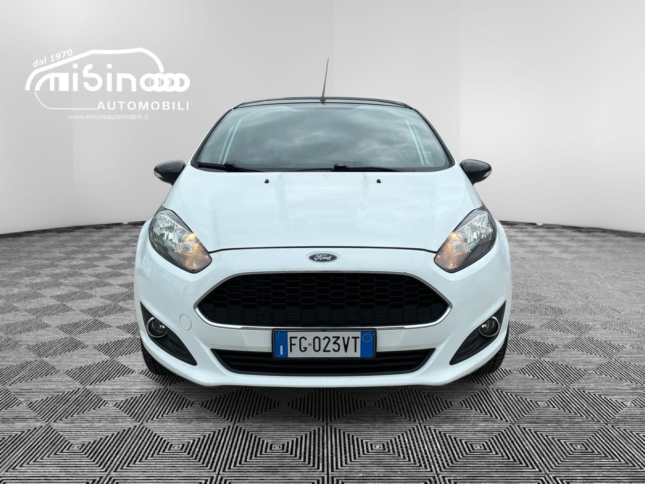 Ford Fiesta 1.5 TDCi 75CV 5 porte Black & White Edition