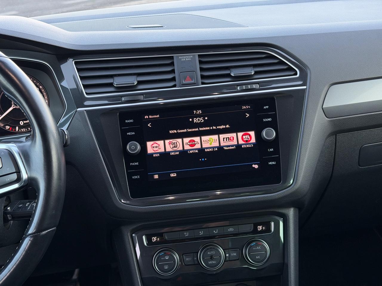 Volkswagen Tiguan 2.0 TDI 150cv DSG 4MOTION R-Line