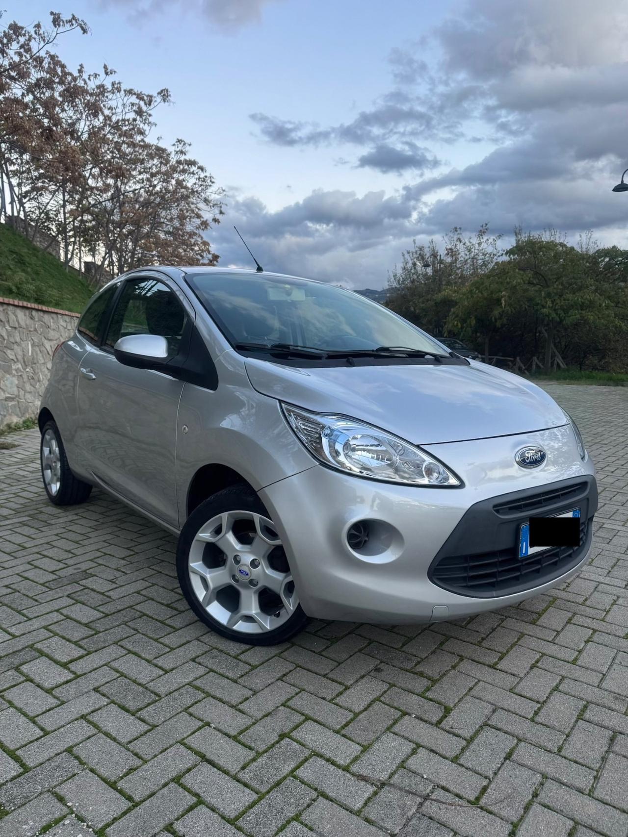 Ford Ka 1.3 Multijet 75CV *TITANIUM* 2010