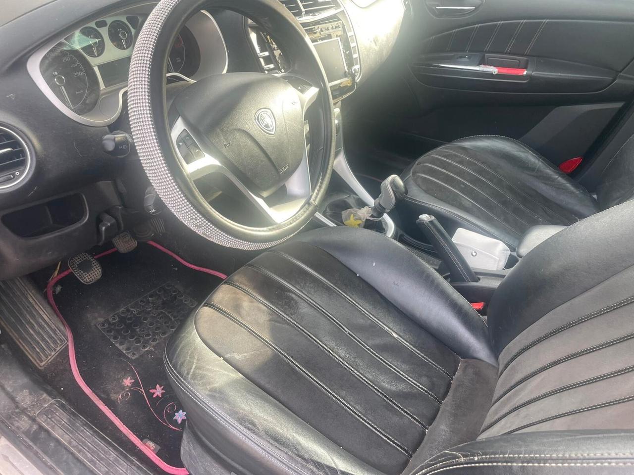 Lancia Delta 2.0 MJT DPF Platinum