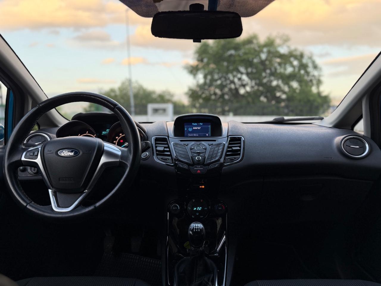 Ford Fiesta 1.5 TDCi 75CV 5 porte Business