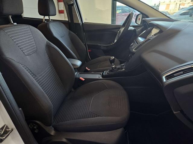Ford Focus Focus IV 2015 5p 1.5 tdci Plus s