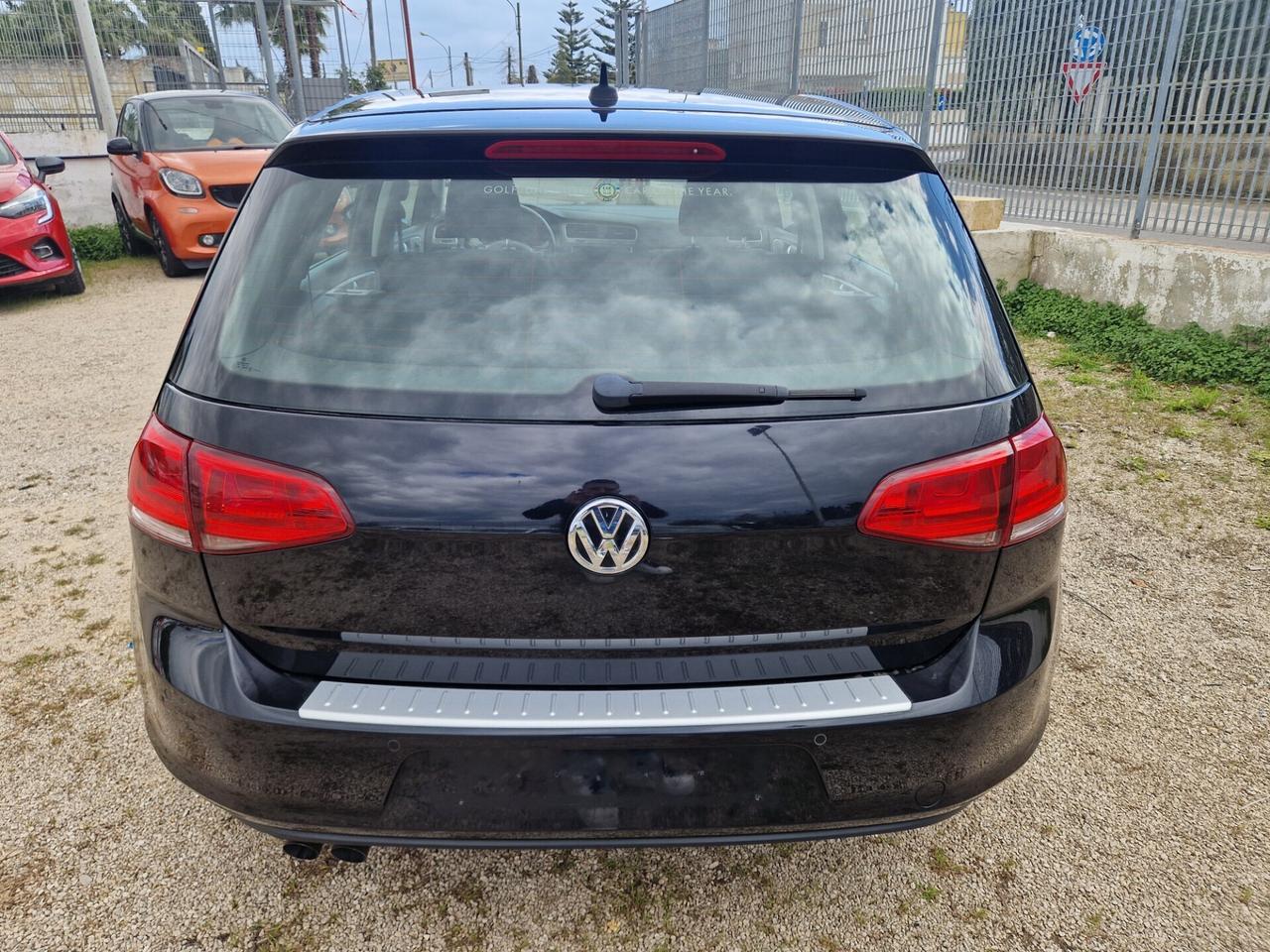 Volkswagen Golf 2.0 TDI DSG - 2014