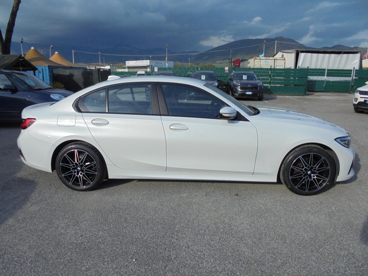 Bmw 320 320d 48V Business Advantage