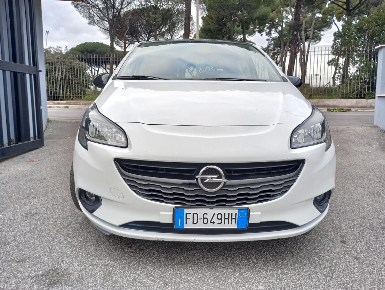 Opel Corsa 1.4 90CV GPL Tech 5 porte b-Color