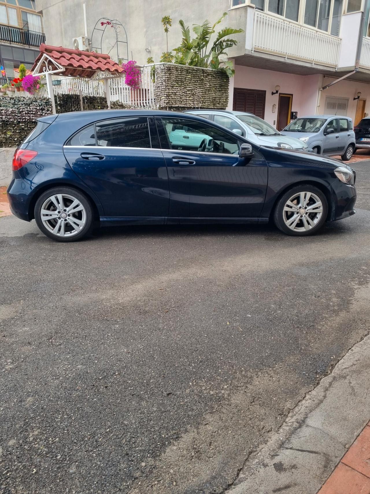 Mercedes-benz A 200 A 200 d Sport