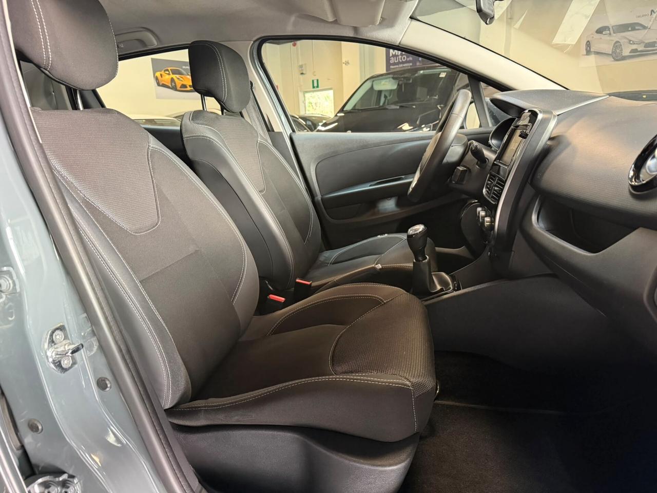 Renault Clio dCi 8V 90 CV 5 porte Moschino Intens