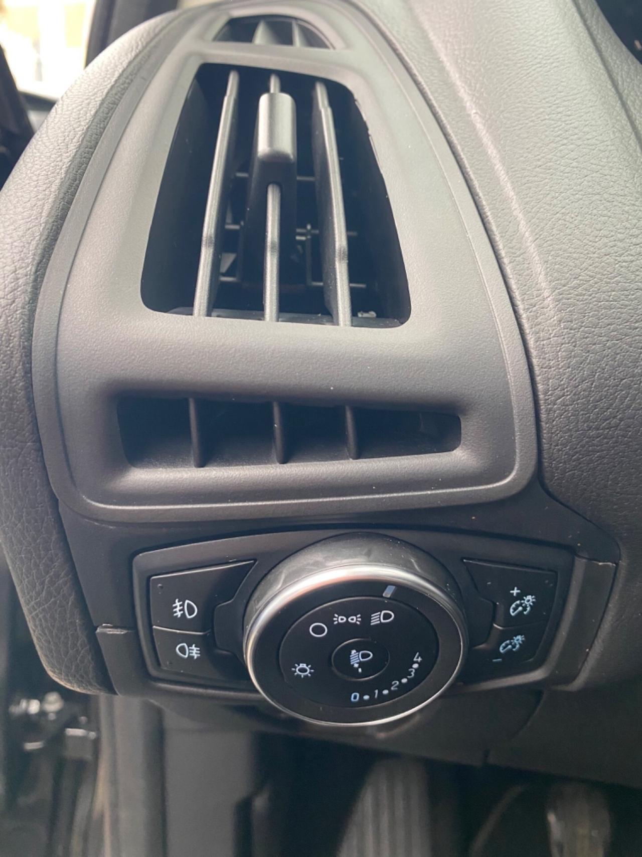 Ford Focus 1.5 TDCI Fine 2018 Full navi euro6b