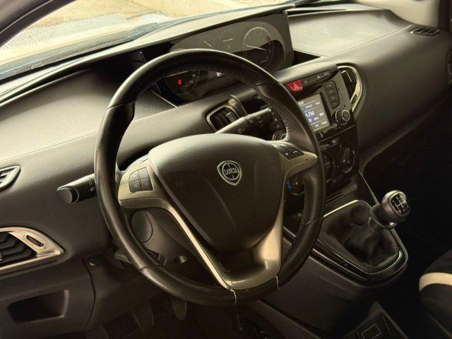 LANCIA Ypsilon 1.2 69 CV 5 porte Gold