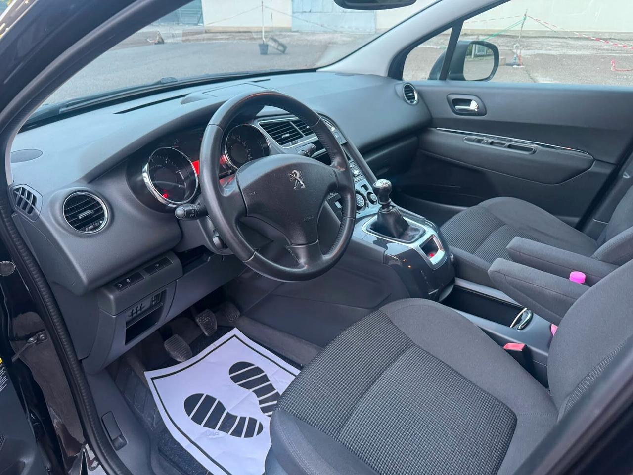 Peugeot 5008 1.6 Hdi 120 cv 7 Posti Accetto Permute