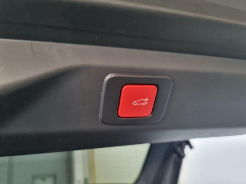 Peugeot 3008 Peugeot 3008 1.2 hybrid GT 145cv e-dcs6