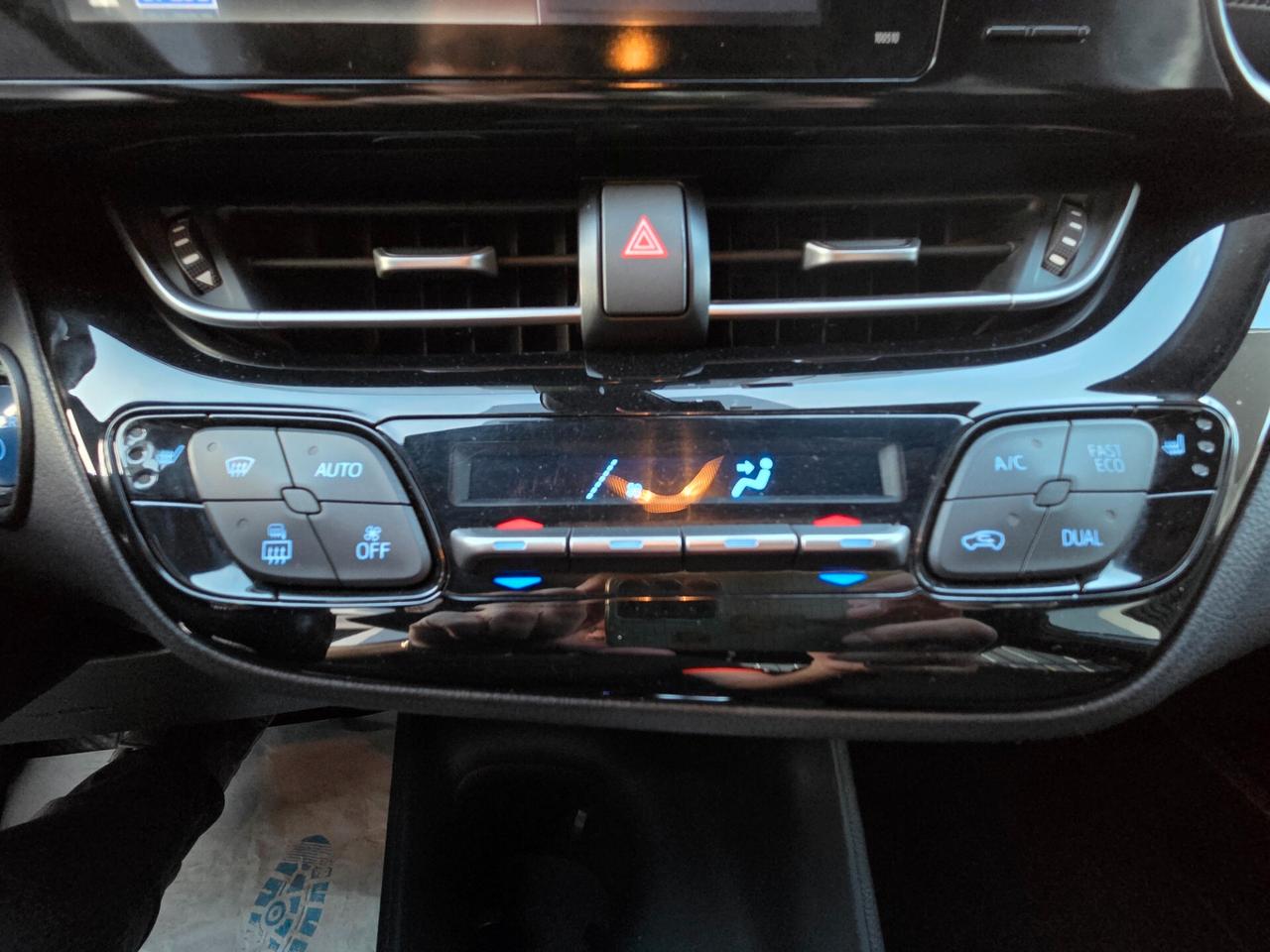 Toyota C-HR 1.8 Hybrid E-CVT Active