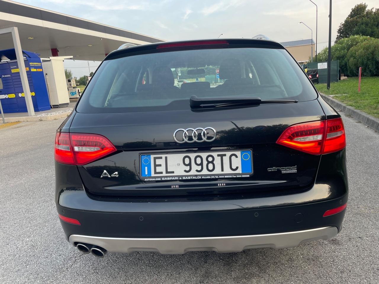 Audi A4 allroad 2.0 TDI 177 CV 2012 garanzia €.9500
