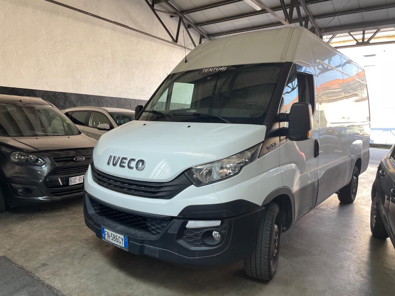 Iveco Daily 33S14 2.3 *UNICO PROPRIETARIO*