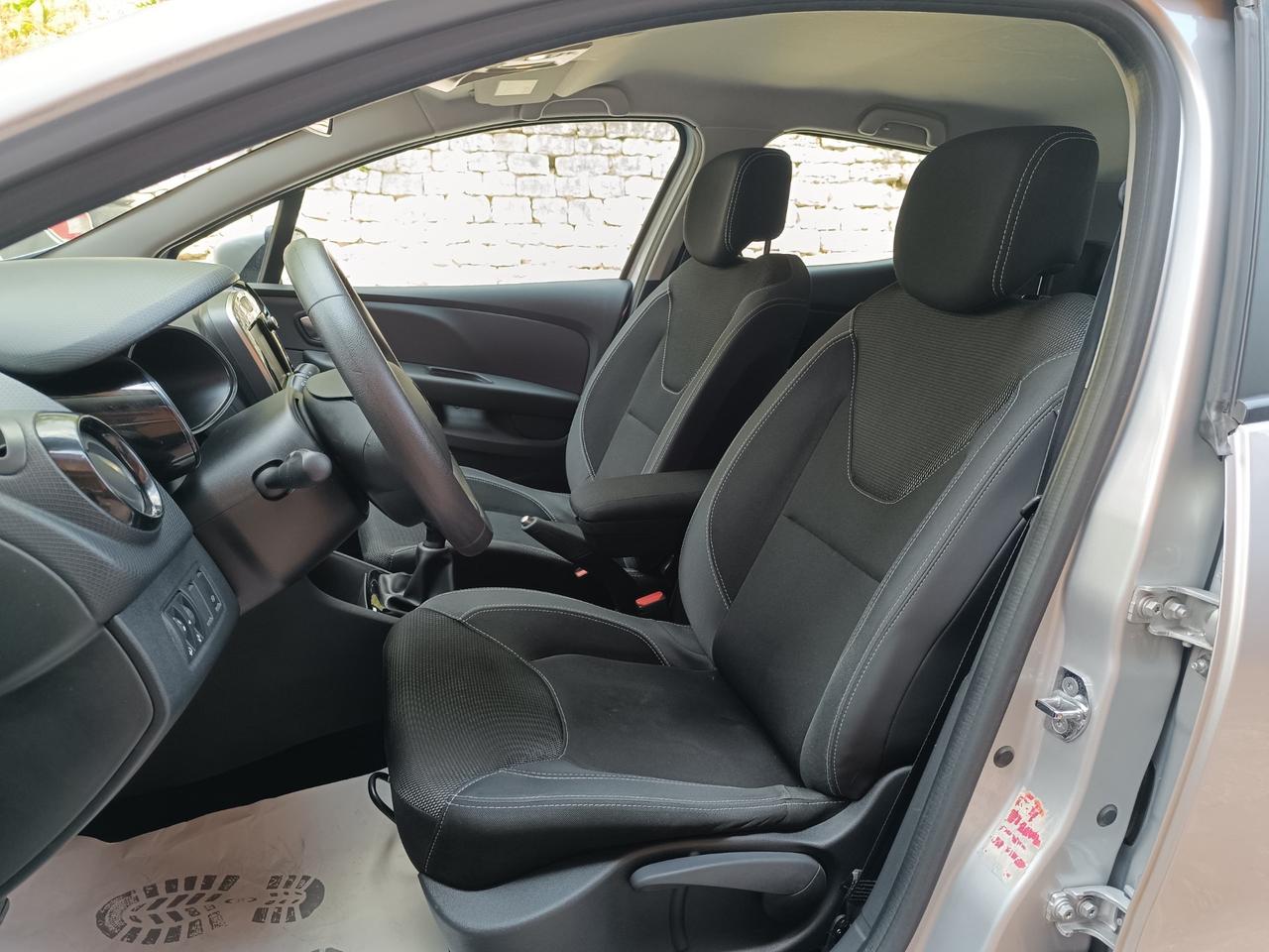 Renault Clio dCi 8V 75 CV 5 porte Moschino Zen