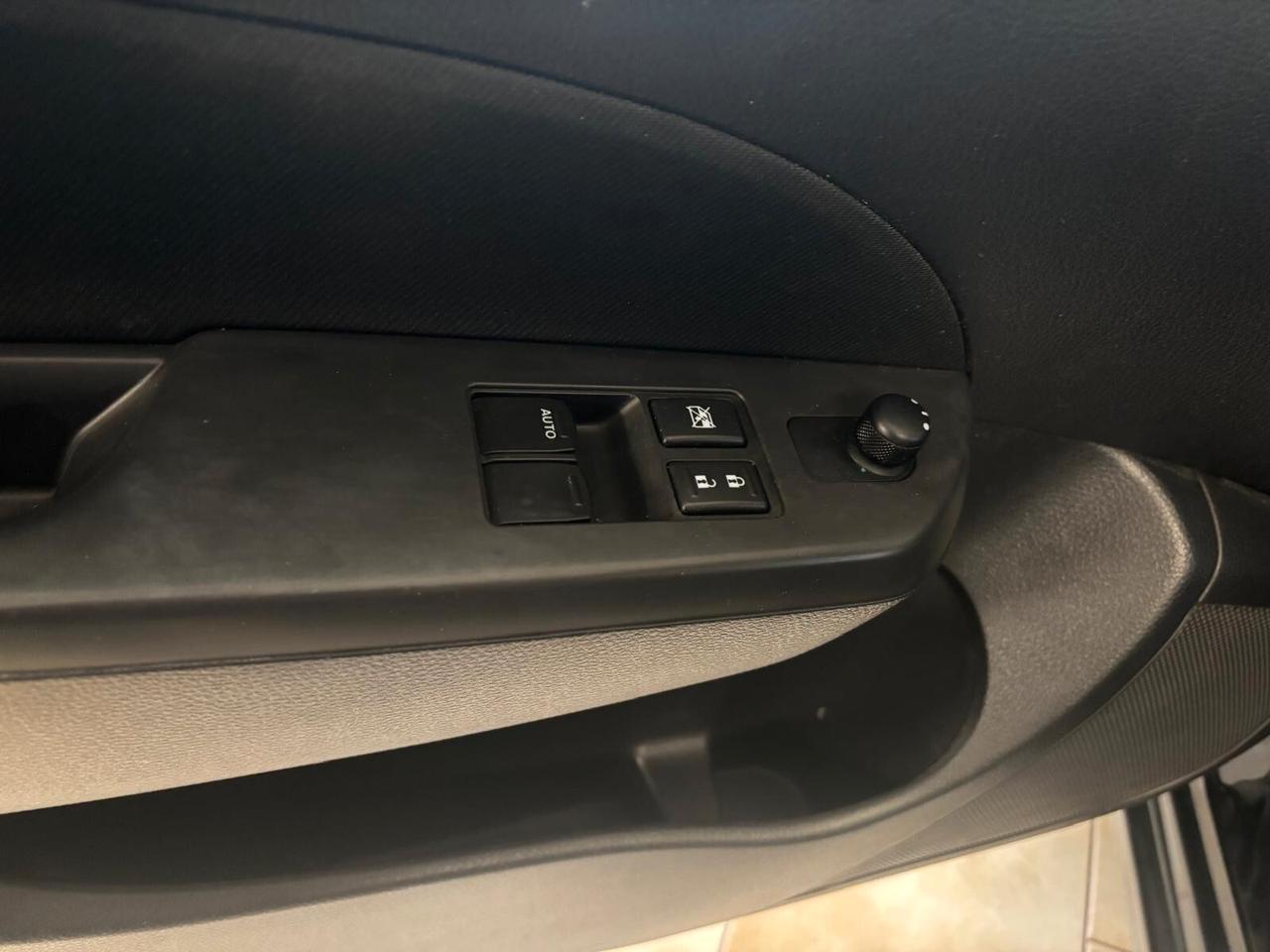 SUZUKI SWIFT ANNO 2012 BZ 1.2 ADATTA NEOPATENTATI KM 167 MILA