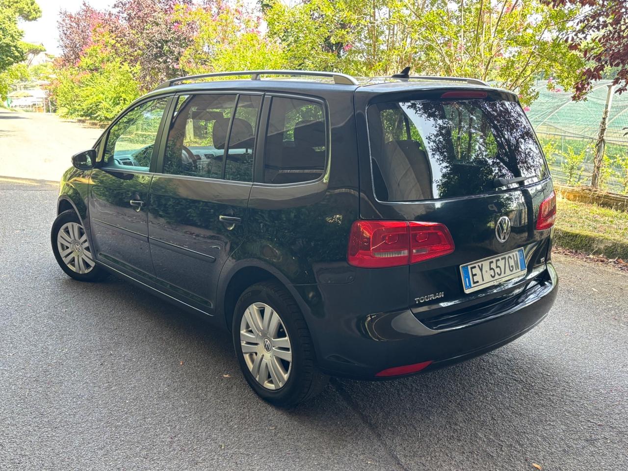 Volkswagen Touran 1.6 TDI DSG Comfortline - PERMUTE - FINANZIAMENTI