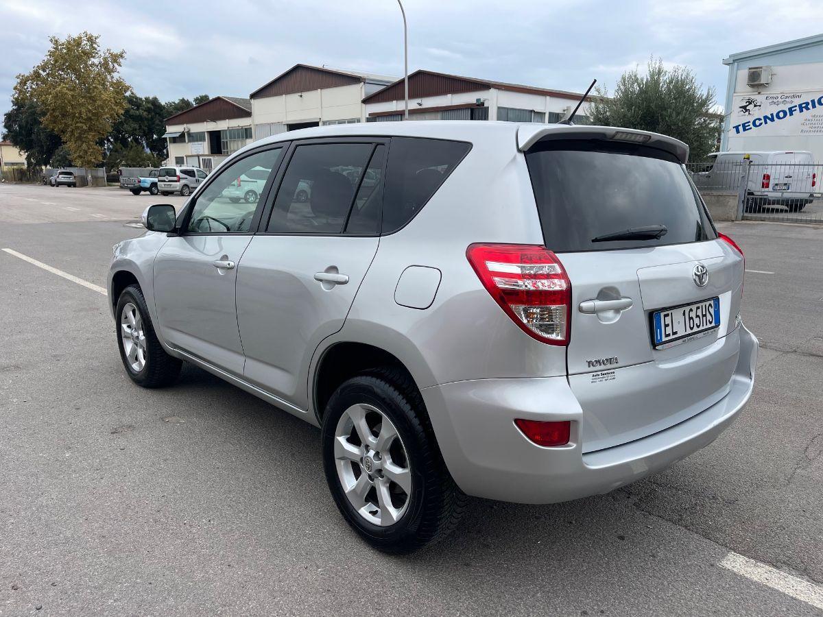 TOYOTA - RAV4 - Crossover 2.2 D-4D 150CV DPF Excl.