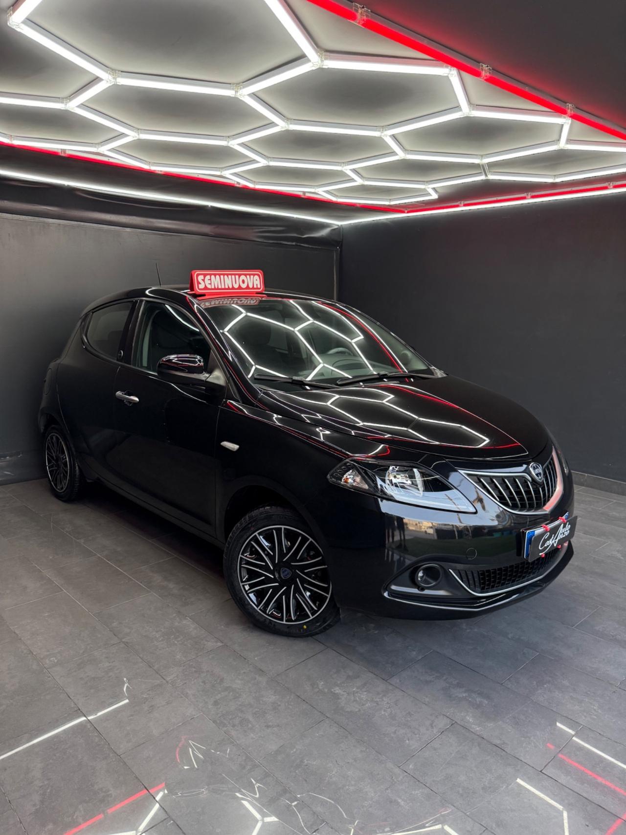 Lancia Ypsilon 1.0 Hybrid Ecochic Gold 2021 NUOVA