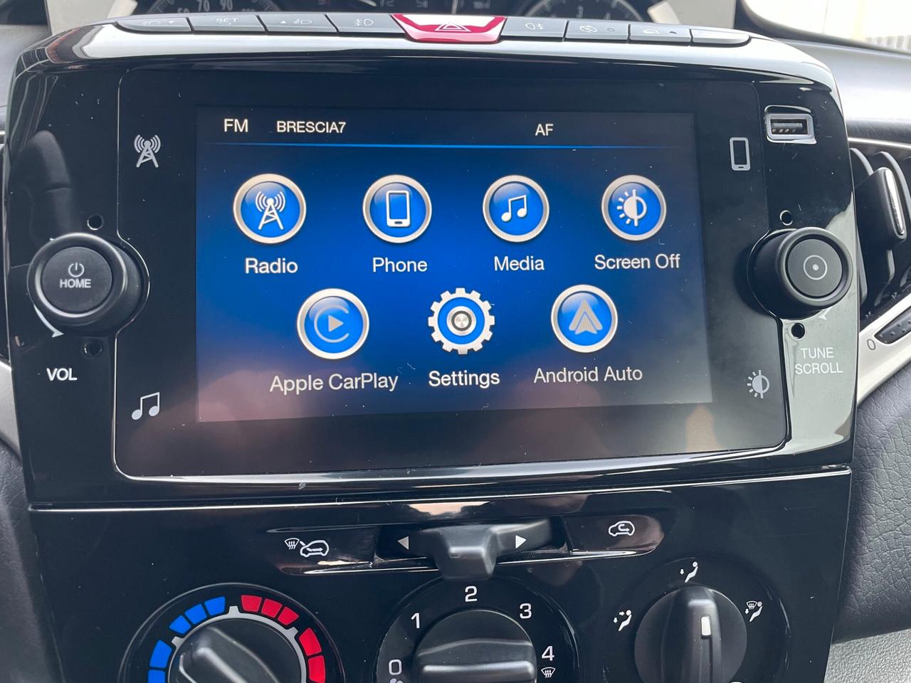 Lancia Ypsilon 1.0 FireFly 70cv 5 porte Hybrid Gold