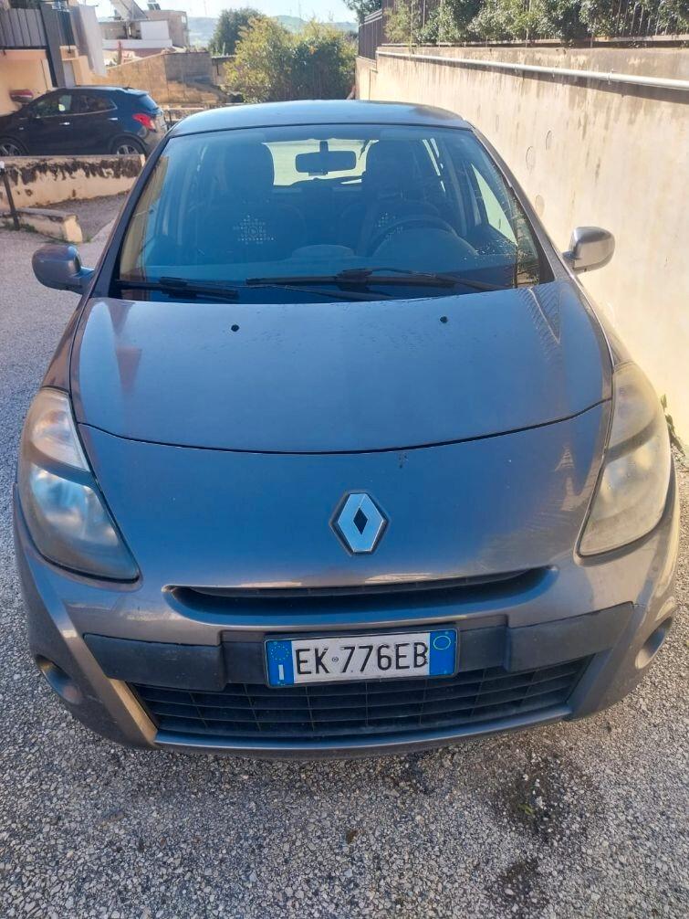 Renault Clio Yahoo!