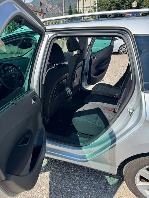 Peugeot 308 1.6 HDi 110CV SW Ciel Sportium