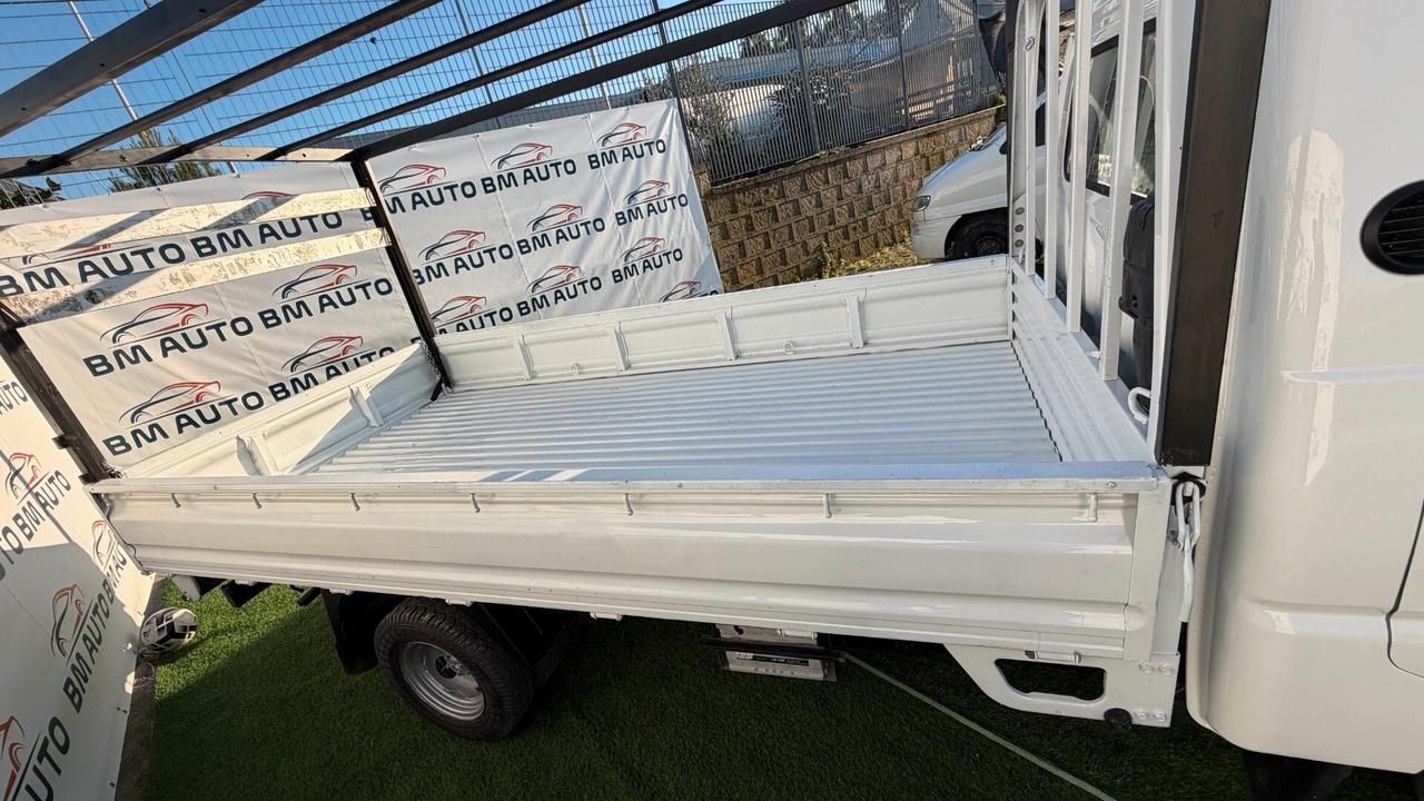 Hyundai H 100 2.5 diesel 80cv doppie ruote gemellate con tendone