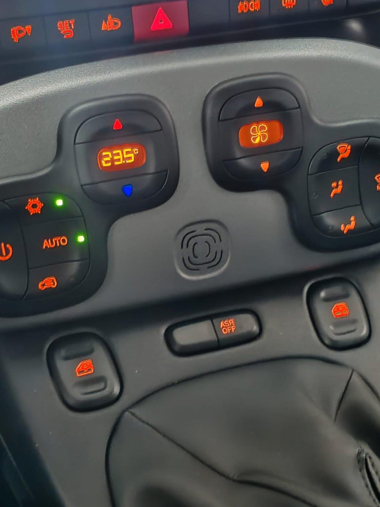 Fiat Panda 1.0 hybrid City Life 70cv