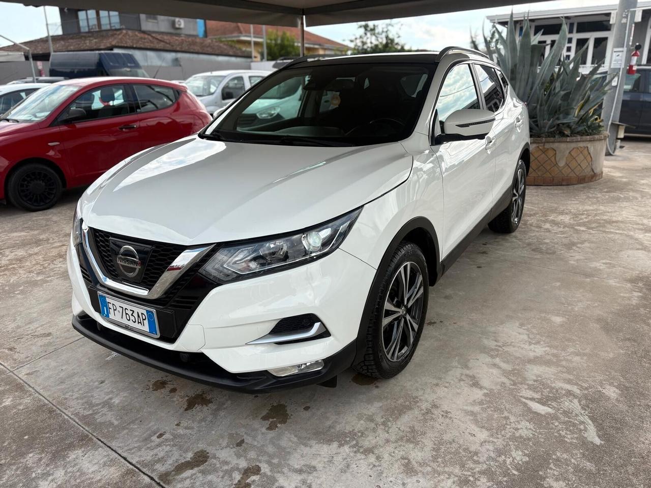 Nissan Qashqai 1.6 dCi 2WD XTronic Tekna