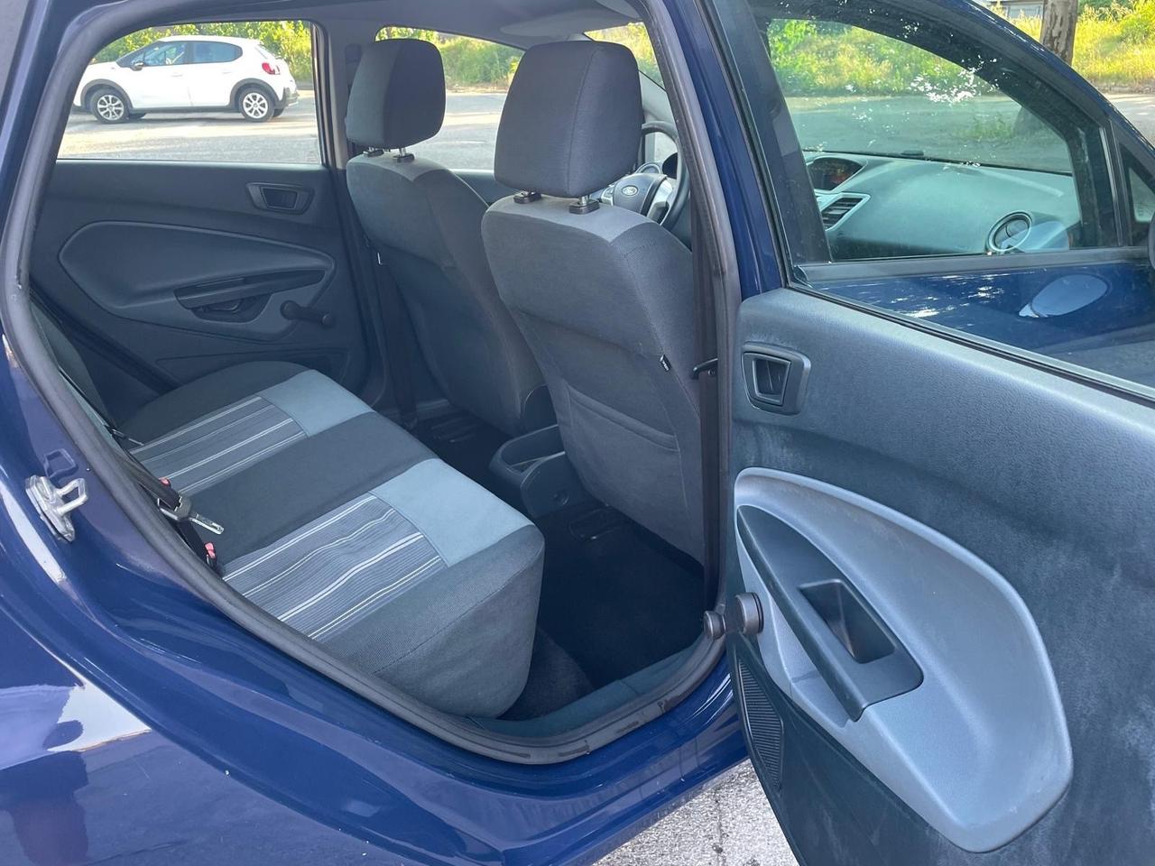 Ford Fiesta 1.4 5 porte Bz.- GPL Titanium per Neopatentati