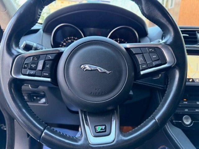 JAGUAR F-Pace 2.0 D 240 CV AWD aut. R-Sport