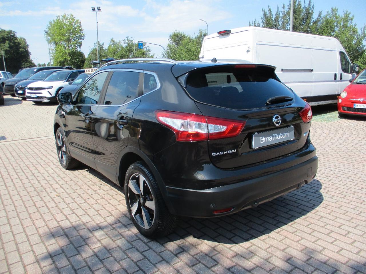 Nissan Qashqai 1.5 dCi N-Connecta TETTO/360/Frenata