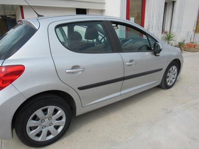 Peugeot 207 1.4 8V 75CV 5p. X Line ECO GPL NEOPATENTATI