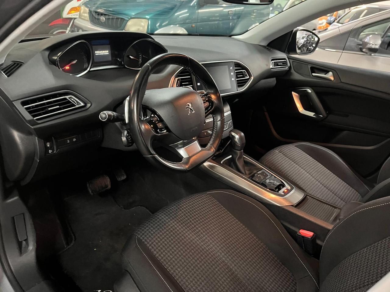 Peugeot 308 HDi 130 SW cambio automatico EURO 6D