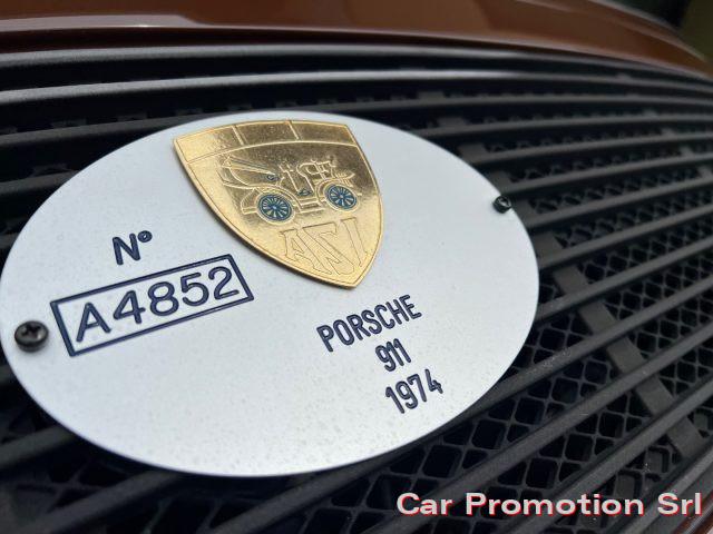 PORSCHE 911 Targa