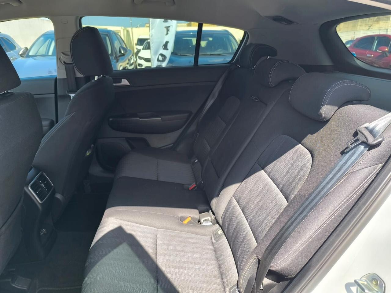 Kia Sportage 1.6 CRDI 136 CV Business Class 2021