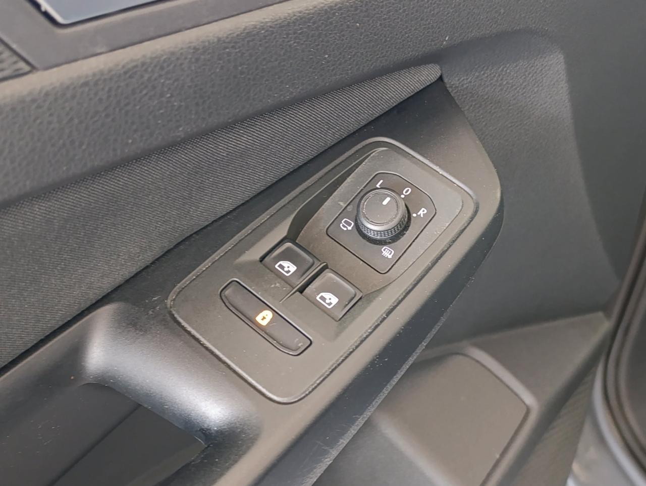 FORD Tourneo Connect V761 2.0 ecoblue 122cv Titanium auto