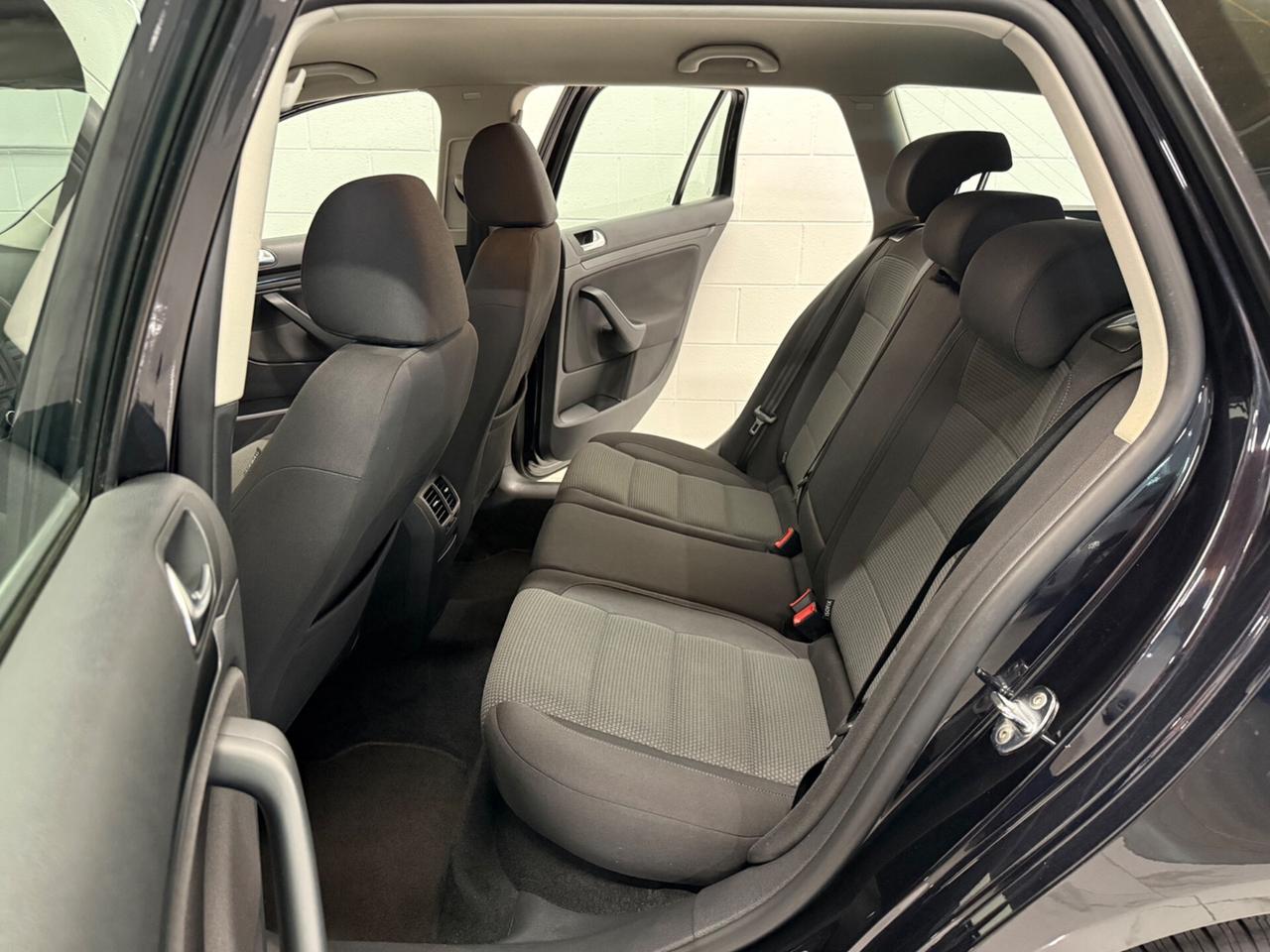 Volkswagen Golf Variant 1.6 TDI DPF Comfortline