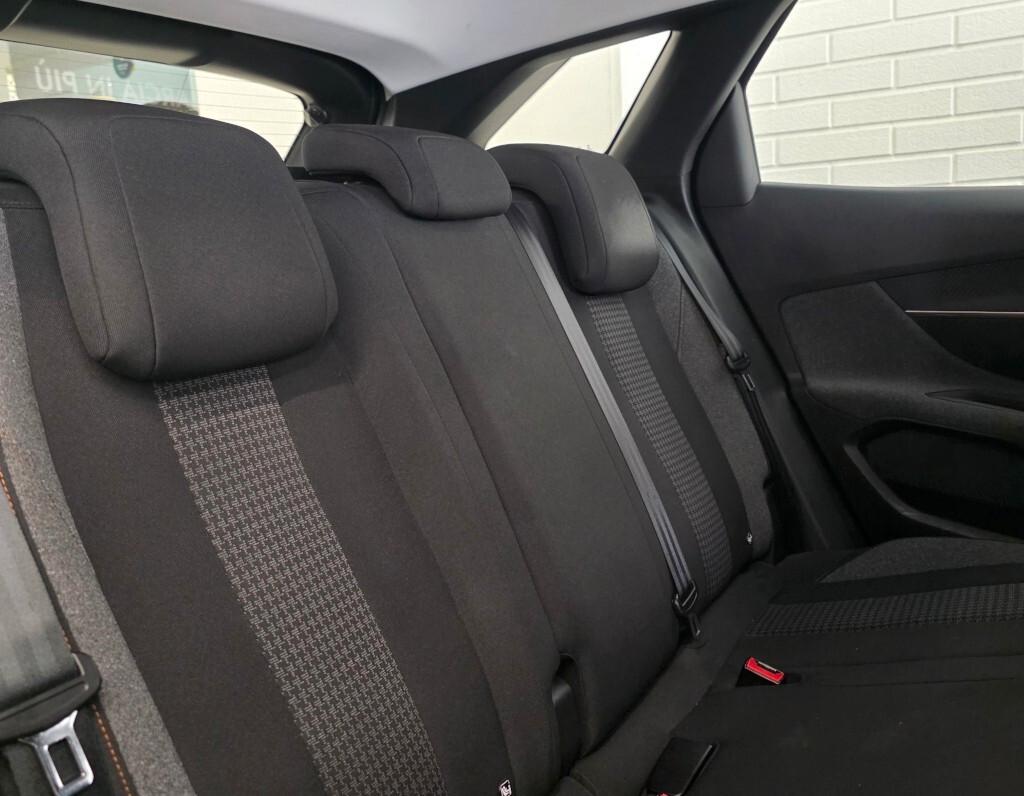 Peugeot 3008 BlueHDi 130 S&S Active Pack
