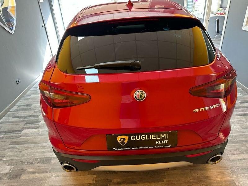 Alfa Romeo Stelvio 2.2 Turbodiesel 160 CV AT8 RWD Super