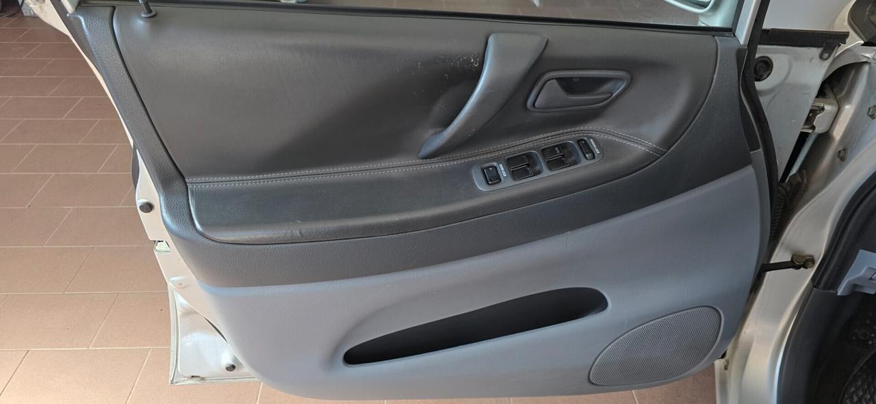 Suzuki Liana Limited 1.6i 16V 4x4 Neopatentati