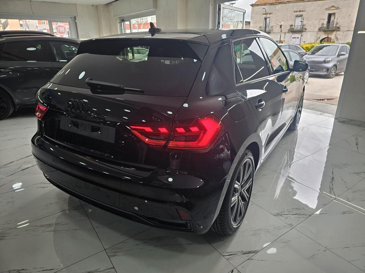 Audi A1 SPB 30 TFSI S tronic Identity Black
